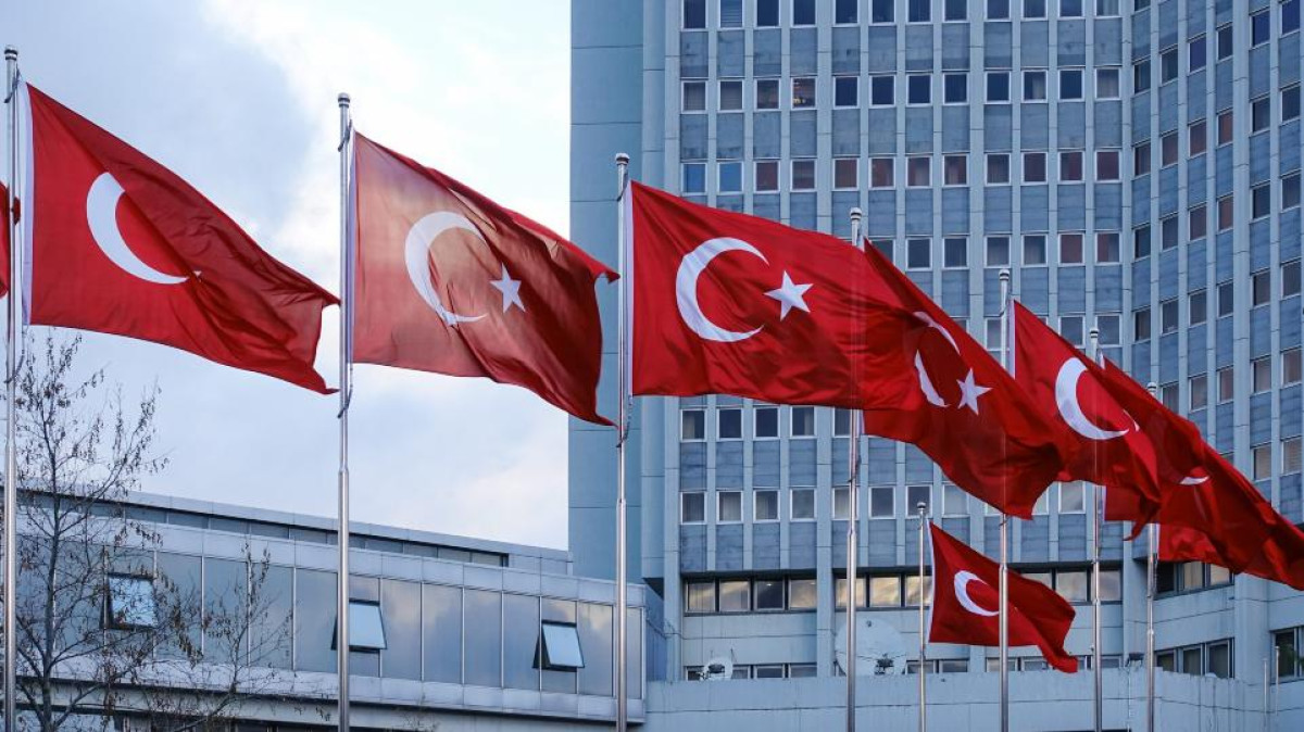 Δέκα χρόνια μετά το πραξικόπημα: Η Άγκυρα εξαπολύει νέο πογκρόμ συλλήψεων κατά του δικτύου Γκιουλέν