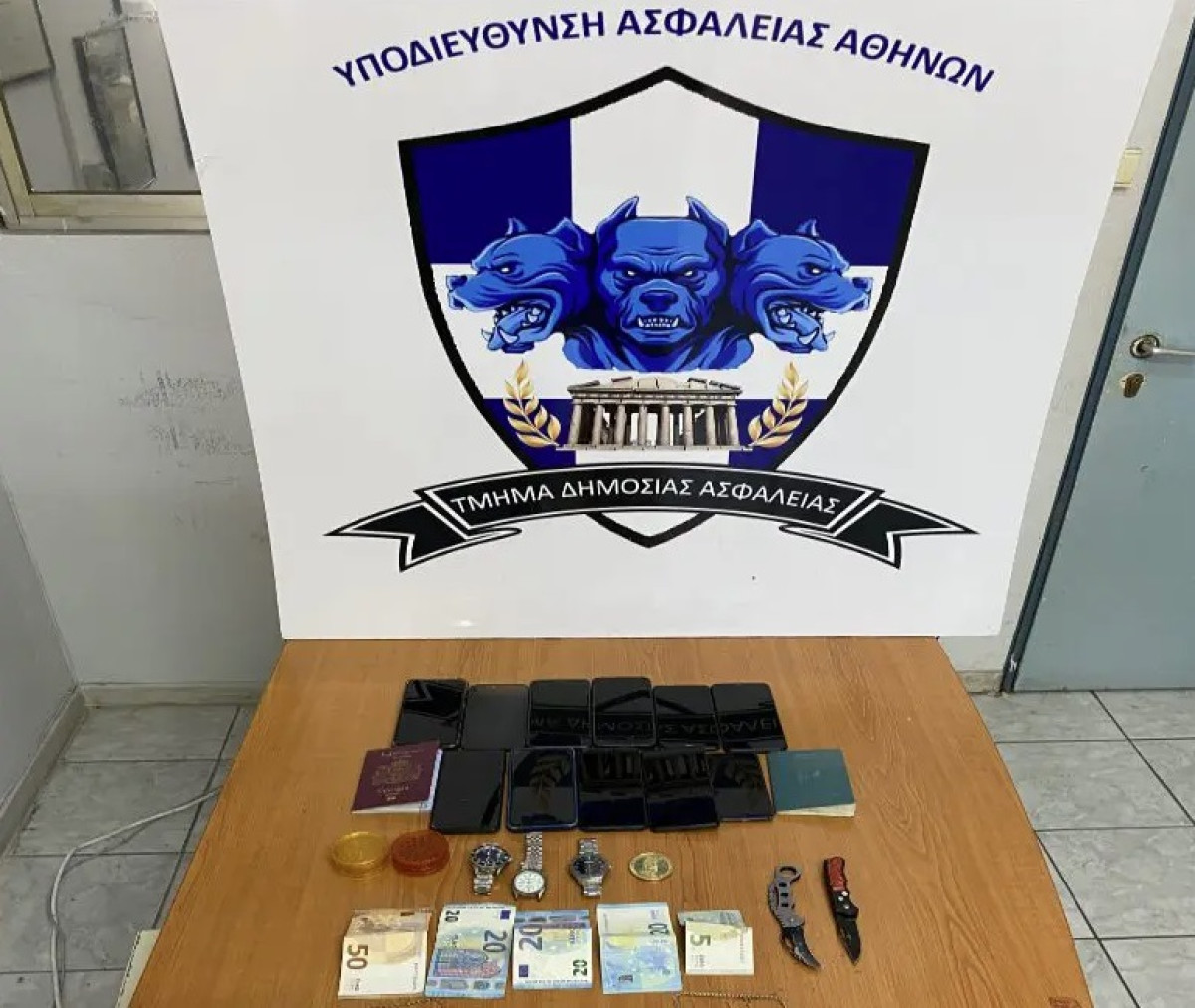 Εξαρθρώθηκε συμμορία που διέπραττε ληστείες σε Μετρό και Ηλεκτρικό