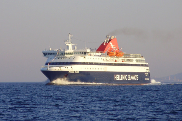 Νεκρός 20χρονος ναυτικός του Blue Star Chios - Η ανακοίνωση της εταιρείας