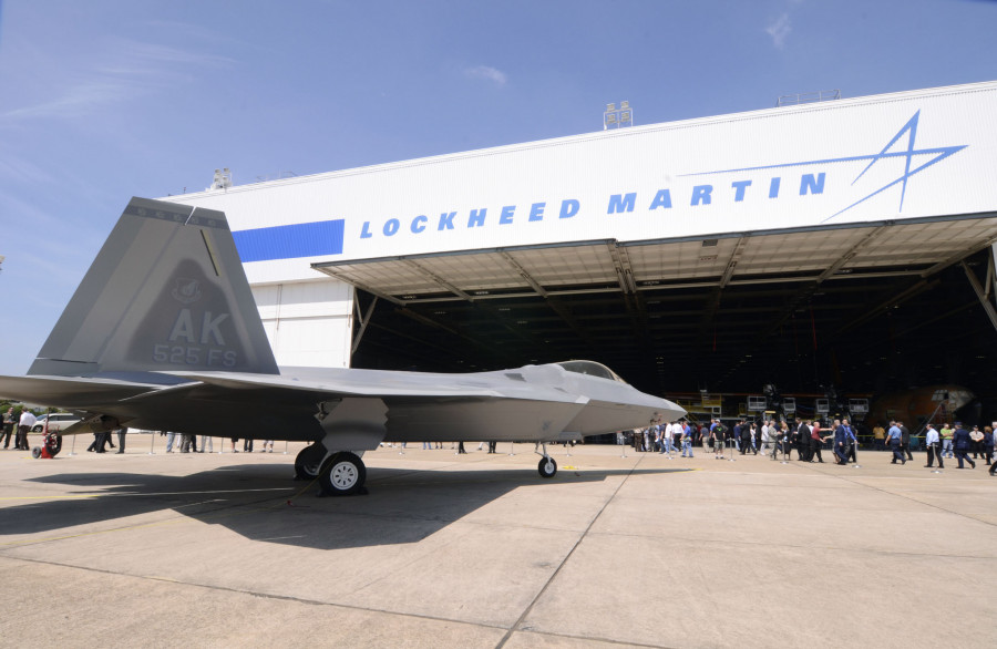 Lockheed: Παραδίδει μοντέλο του νέου εκτοξευτή πυραύλων στον αμερικανικό στρατό