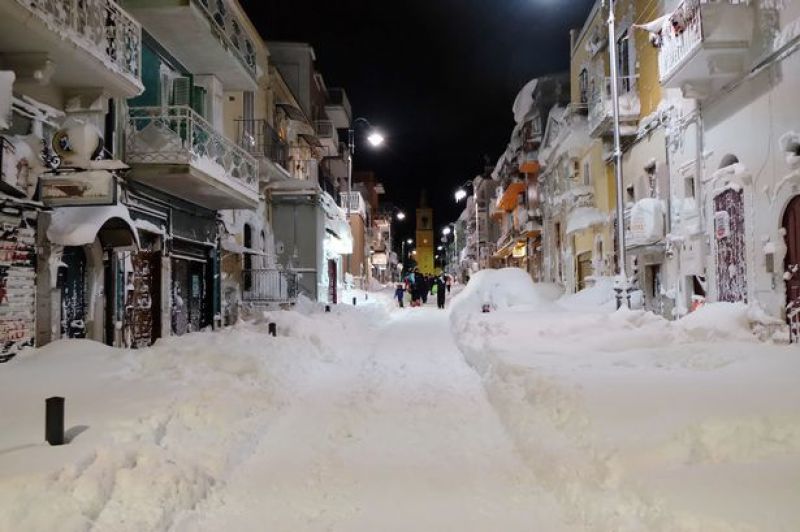 Τουλάχιστον 65 νεκροί από το κύμα ψύχους που πλήττει την Ευρώπη