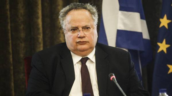 Συνάντηση Κοτζιά με τον Λετονό ομόλογό του στην Αθήνα