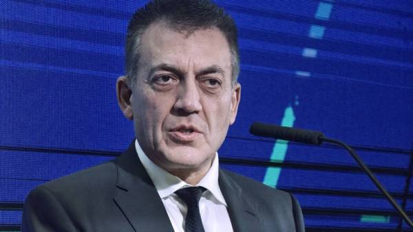 Βρούτσης: Θα μειώσουμε ακόμη περισσότερο την ανεργία