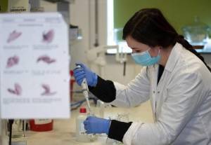 ΕΟΔΥ: Η υποπαραλλαγή Όμικρον 2 δεν έχει διαφορετικές ιδιότητες