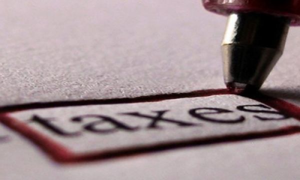 ΥΠΟΙΚ: Τέλος στον φορολογικό... "Γολγοθά" των κατοίκων του εξωτερικού