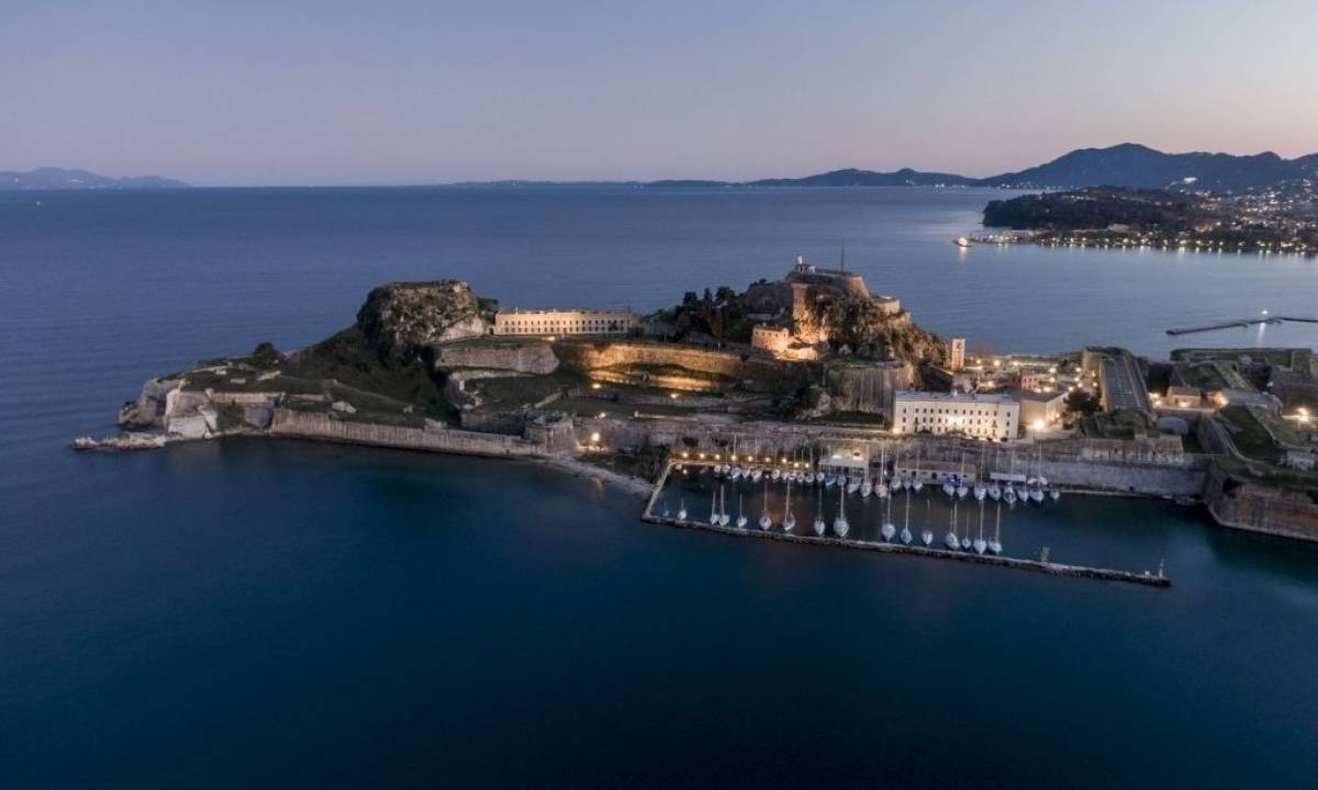 Καταλύματα Κέρκυρας: Ισοπεδωτικά τα μέτρα για τον κορονοϊό