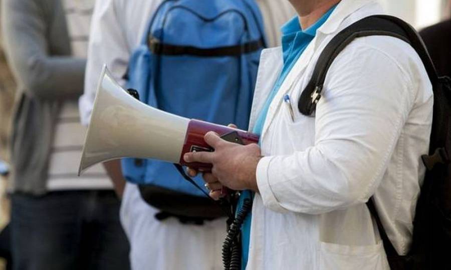 Τετράωρη στάση εργασίας γιατρών και νοσηλευτών