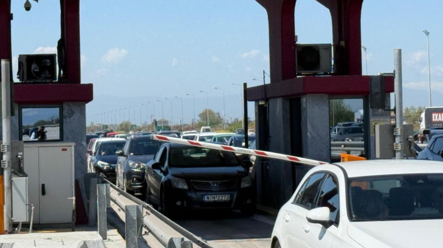 Έξοδος του Πάσχα: Πληρότητα 100% σε πλοία και ΚΤΕΛ - Αυξημένη κίνηση στα διόδια