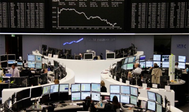 "Στο κόκκινο" τα ευρωπαϊκά ταμπλό μετά τις δηλώσεις Ντράγκι