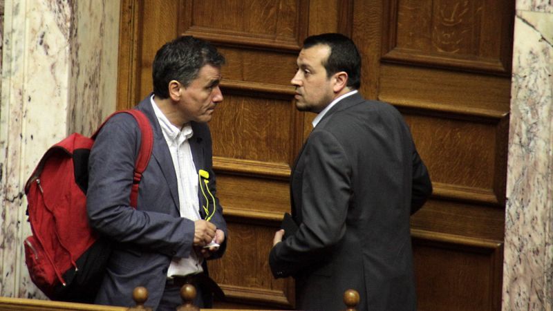Παππάς-Τζανακόπουλος-Τσακαλώτος: Φουντώνουν οι υπόγειες κόντρες στο Μαξίμου