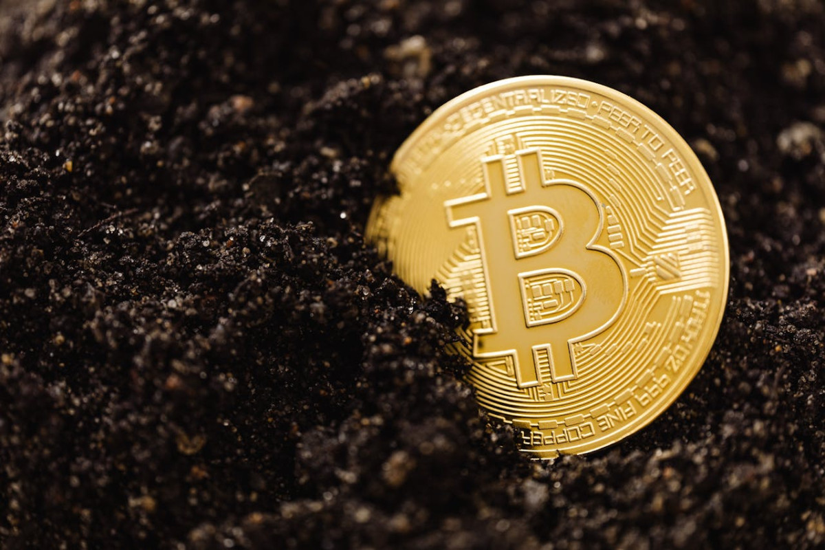 Ισχυρή ανάκαμψη στα crypto με… αμερικανικό άρωμα – To Bitcoin στη ζώνη των $106.000