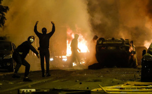 Νέα επεισόδια στη Γαλλία μετά τη δολοφονία 17χρονου από αστυνομικό