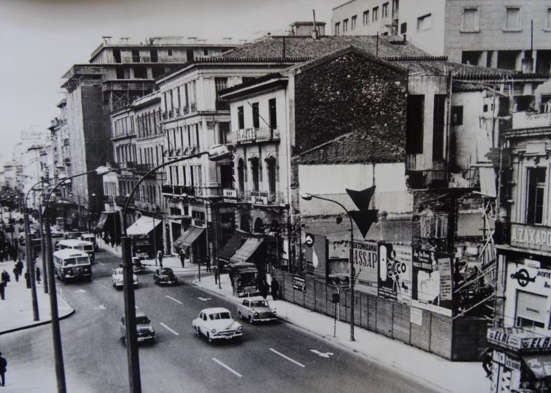 Η Αθήνα του ΄60: Μια πρωτεύουσα αλλάζει με την ματιά του Νίκου Βατόπουλου