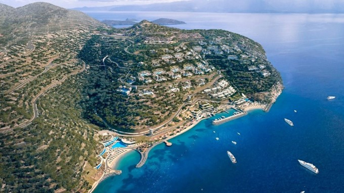 Εlounda Hills: Σε φάση ωρίμανσης η στρατηγική επένδυση της Mirum