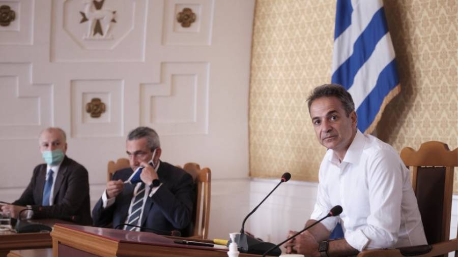 Δέσμευση Μητσοτάκη για στήριξη των εργαζομένων στον τουρισμό το χειμώνα