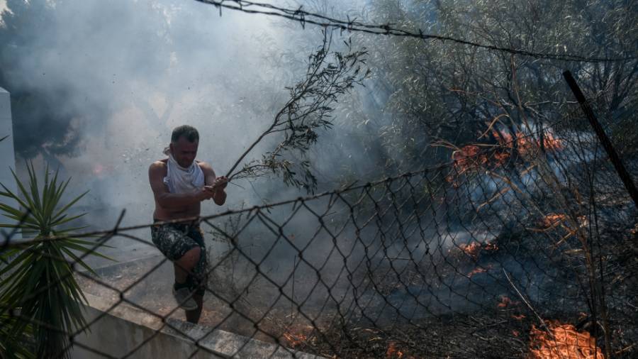 Χρυσοχοΐδης: Δεν απειλείται οικισμός στα Βίλια-Βελτιωμένη εικόνα στην Κερατέα