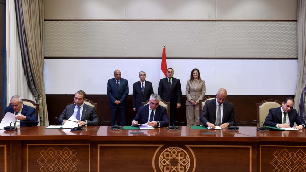 BP: Εμβαθύνει σε μεγάλης κλίμακας παραγωγή πράσινου υδρογόνου στην Αίγυπτο