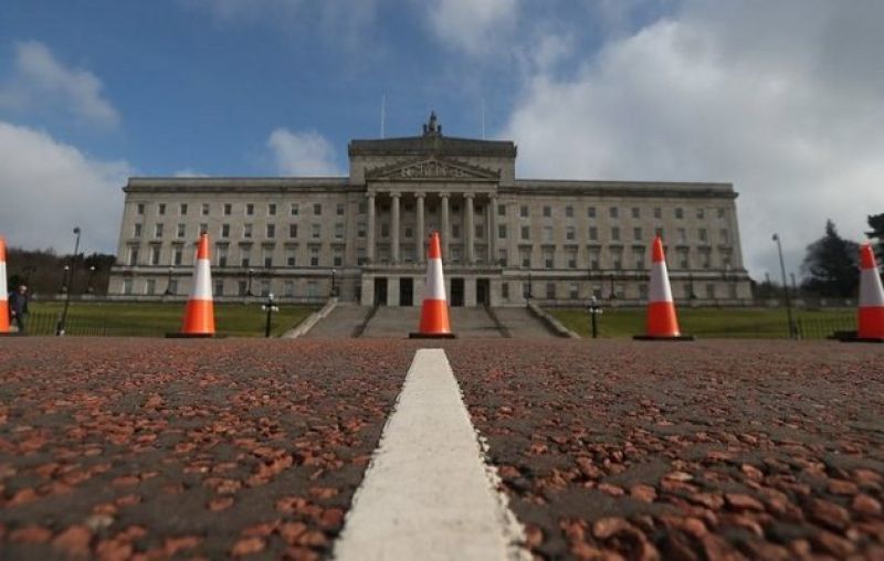 DW: Με βέτο στο Brexit απειλεί η Ιρλανδία