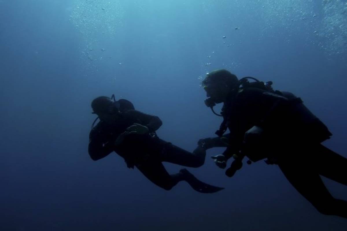Επιχείρηση ανάσυρσης νεκρού δύτη στον Πλατύ Γιαλό Μυκόνου
