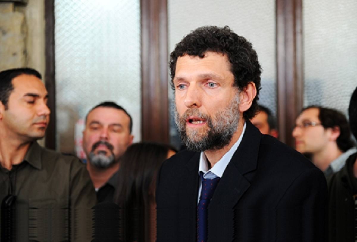 Τρία χρόνια έγκλειστος συμπλήρωσε ο Τούρκος ακτιβιστής Osman Kavala!