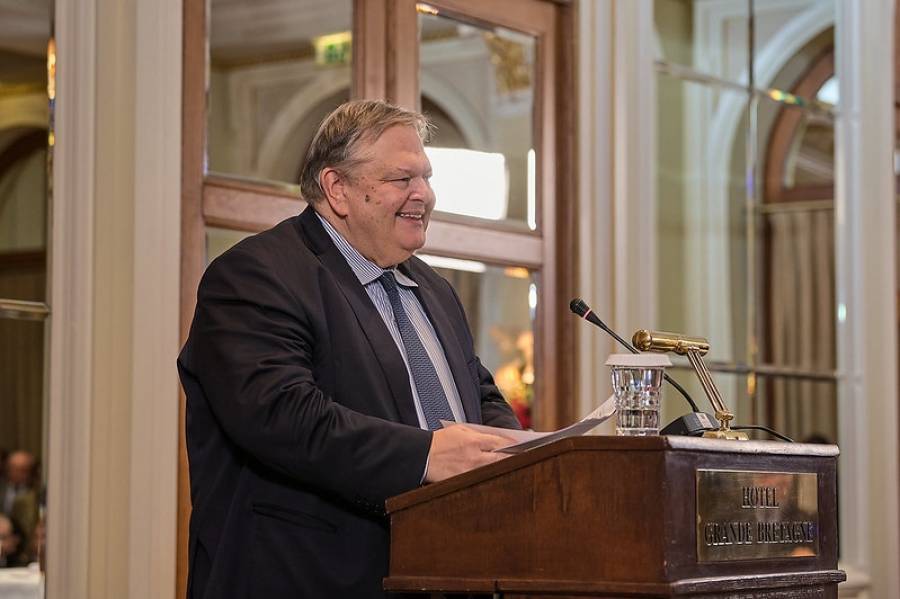 Ο Βενιζέλος για «έναν άλλο εορτασμό» της επετείου της Επανάστασης