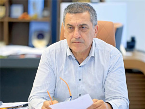 Είναι δυνατόν να λείπει ο περιφερειάρχης Θεσσαλίας από την εκδήλωση για τον Ντάνιελ;