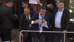 Τουρκία: Επίθεση με πέτρες σε ομιλία του Ιμάμογλου- Δέκα τραυματίες
