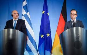 Στο Βερολίνο ο Δένδιας: Συναντήσεις με Μάας και Σόιμπλε