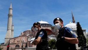 Κορονοϊός: Ρεκόρ ημερήσιων κρουσμάτων στην Τουρκία το Σάββατο