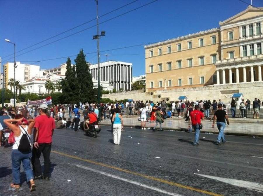 Νόμος για τις συναθροίσεις και τις διαδηλώσεις: Ένα σημαντικό κρας τεστ