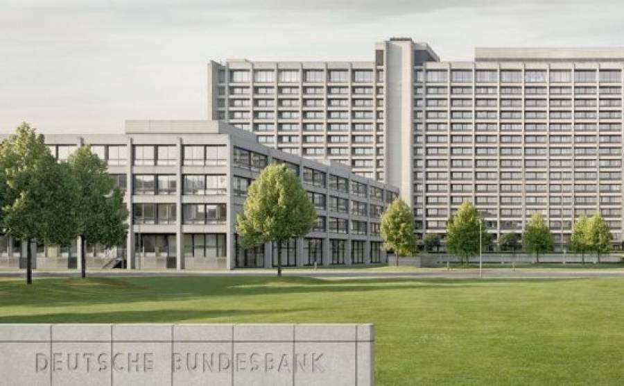 Bundesbank: Μεγαλύτερη η πτώση της οικονομίας το δεύτερο τρίμηνο