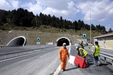 ΕΡΓΟΣΕ: Τα projects 1,5 δισ. ευρώ και η… Αττική Οδός