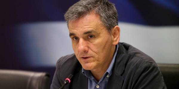 Κάλεσμα Τσακαλώτου στη μεσαία τάξη