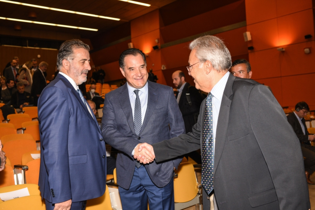Γεωργιάδης: Η προστασία του περιβάλλοντος συνδυάζεται με το πλαστικό