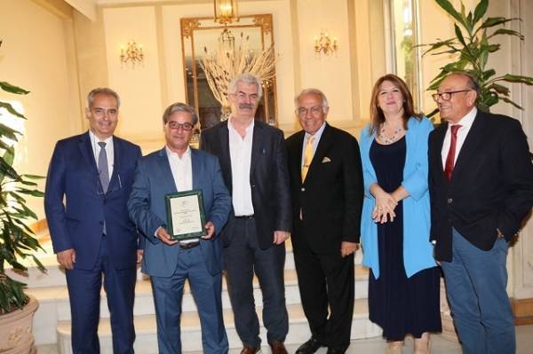 Η ΕΥΔΑΠ πρώτη εταιρεία του δημοσίου που βραβεύει το EBEN.GR