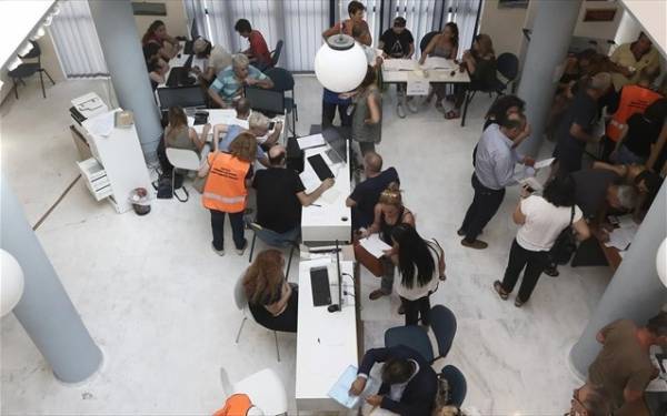 Περισσότεροι από 1000 πυρόπληκτοι έχουν λάβει ήδη το εφάπαξ επίδομα