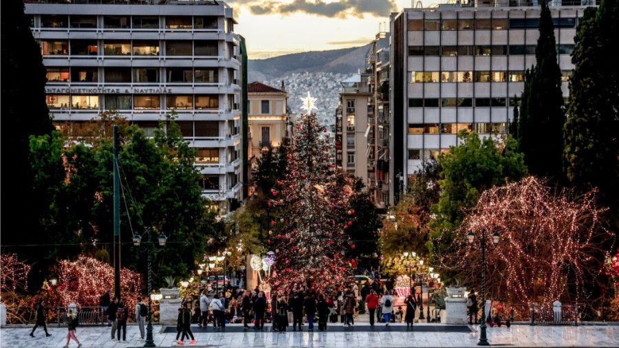 Ανοιχτά τα καταστήματα λόγω εορταστικού ωραρίου – Τι ισχύει για τα σούπερ μάρκετ