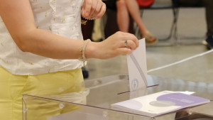MRB: Ο Τσίπρας καλείται να υπερισχύσει της...Ζωής-Χαμηλή δυναμική ο Σαμαράς
