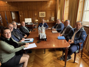 Τσαβδαρίδης: Συνάντηση με την Ομοσπονδία Ψυκτικών Ελλάδος και τη ΓΣΕΒΕΕ