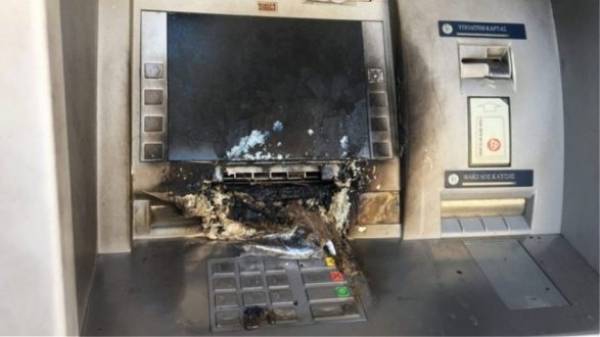 «Χτυπήματα» σε ATM και κατάστημα σε Ασπρόπυργο και Ελευσίνα