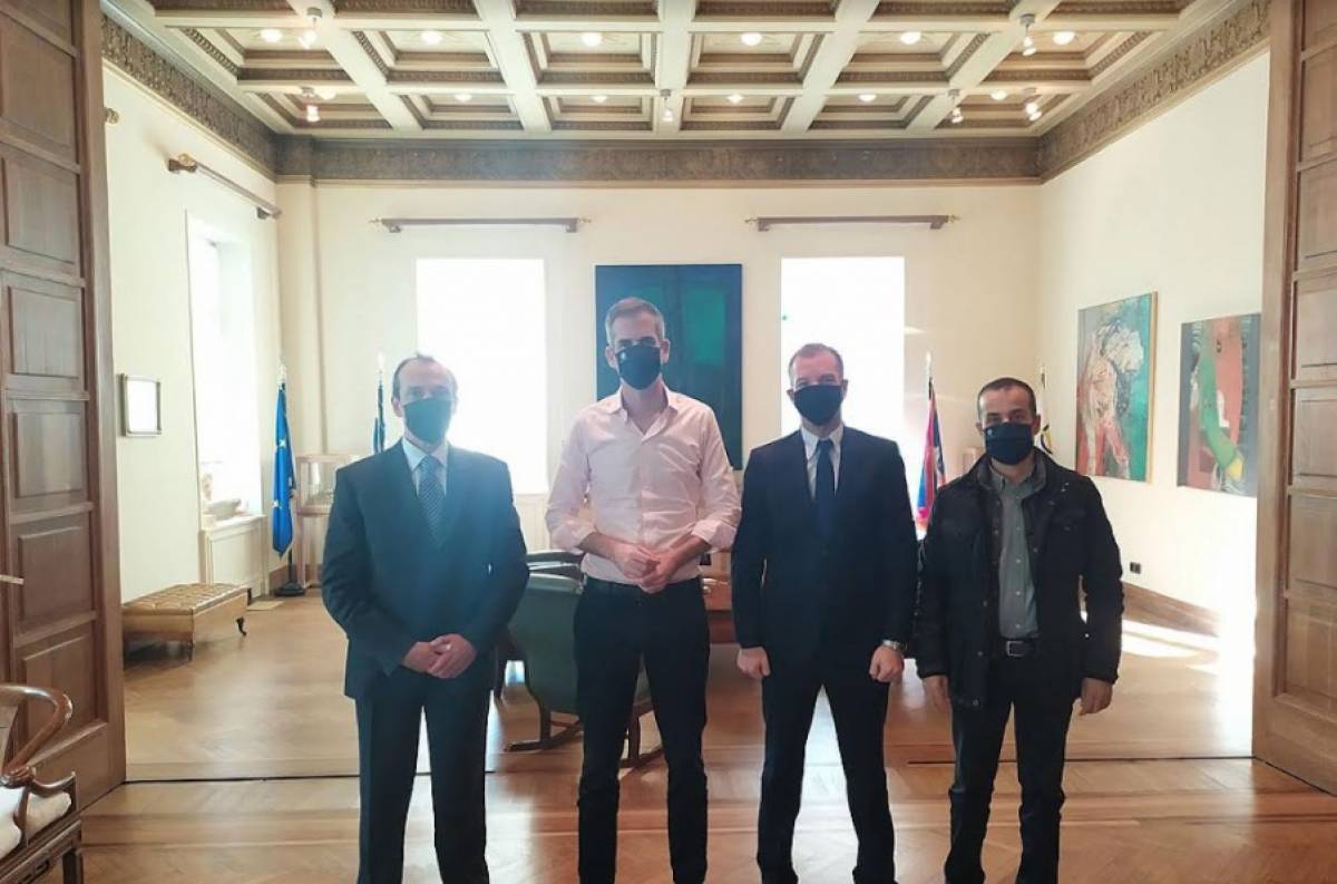 ΥΠΑ: Βράβευσε την Δημοτική Αστυνομία Αθηνών για την ομάδα ΣμηΕΑ