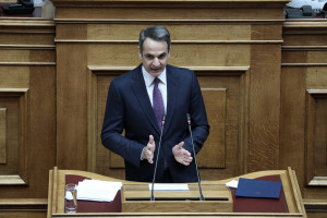 Δευτερολογία Μητσοτάκη για Άγνωστο Στρατιώτη: Τσαντίρια, ταμπέλες σε αυτόν τον χώρο δεν θα επιτρέπονται