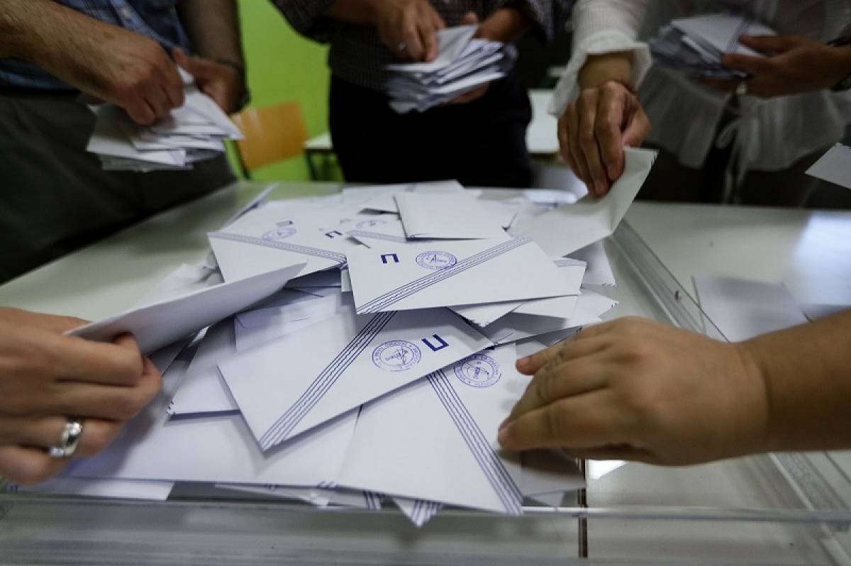 Ο τελικός απολογισμός της εκλογικής αναμέτρησης και οι νέοι «300»