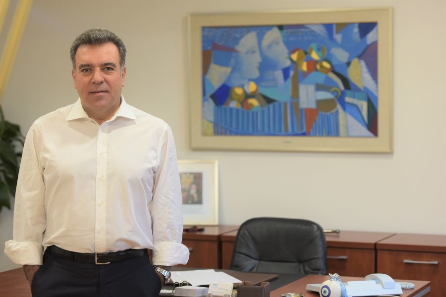 Νέα καριέρα για τον πρώην υφυπουργό Τουρισμού Μάνο Κόνσολα
