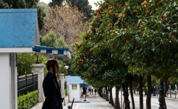 Πόσο «μακριά» είναι το Μαξίμου από το Προεδρικό;