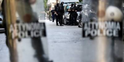 Αστυνομική επιχείρηση σε υπό κατάληψη κτίριο στα Εξάρχεια