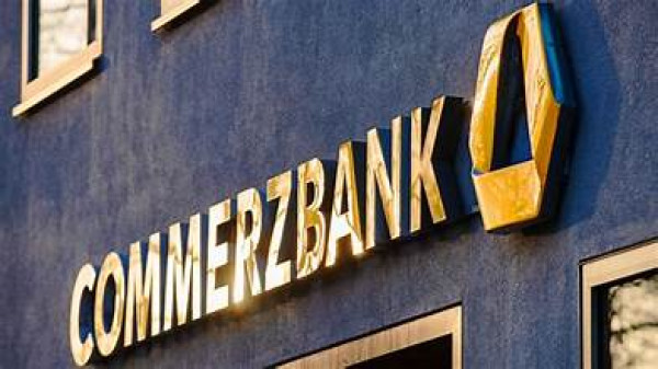 Γερμανία vs UniCredit: Σχέδιο «άμυνας» για την Commerzbank