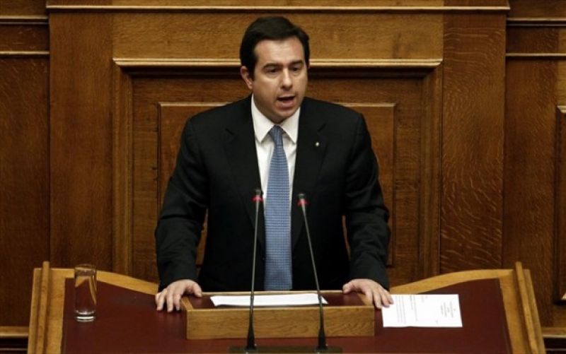 Μηταράκης: Έκτακτη σύγκληση της Επιτροπής Περιβάλλοντος για την πετρελαιοκηλίδα