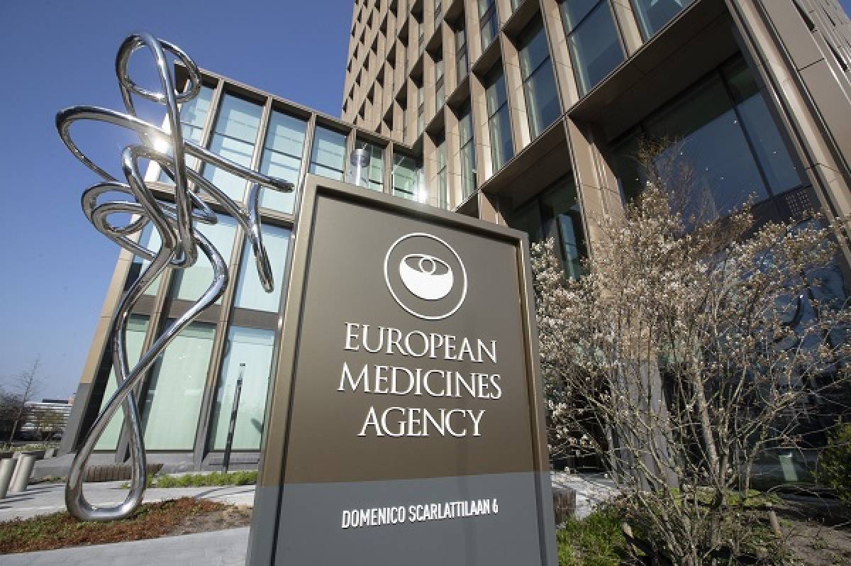 EMA: Προς έγκριση δύο νέες θεραπείες για την Covid-19