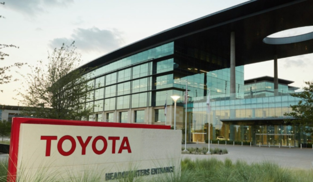 Toyota: Εξετάζει την εξαγορά της Toyota Industries έναντι $42 δισ.